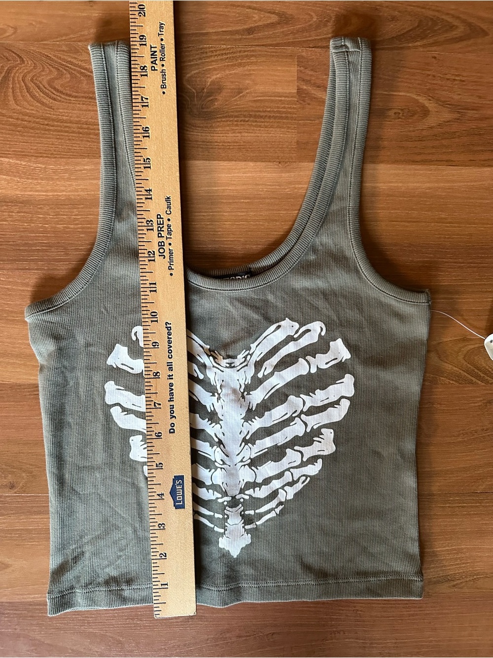๐ Hot Topic Olive Green Ribbed Tank with White Ribcage Graphic - Picture 3 of 9
